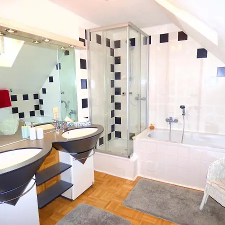 Old Winery * ブリーデル