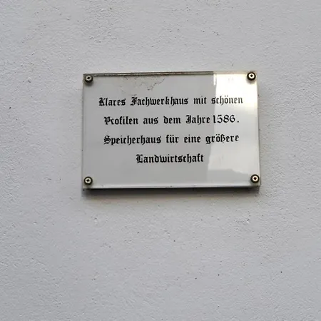 Old Winery アパート *